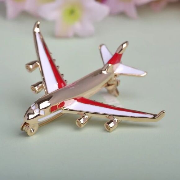 VQ Airplane Brooch - Picture 1 of 3